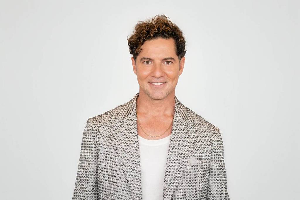 Amigos del mundo: David Bisbal revive un himno de paz